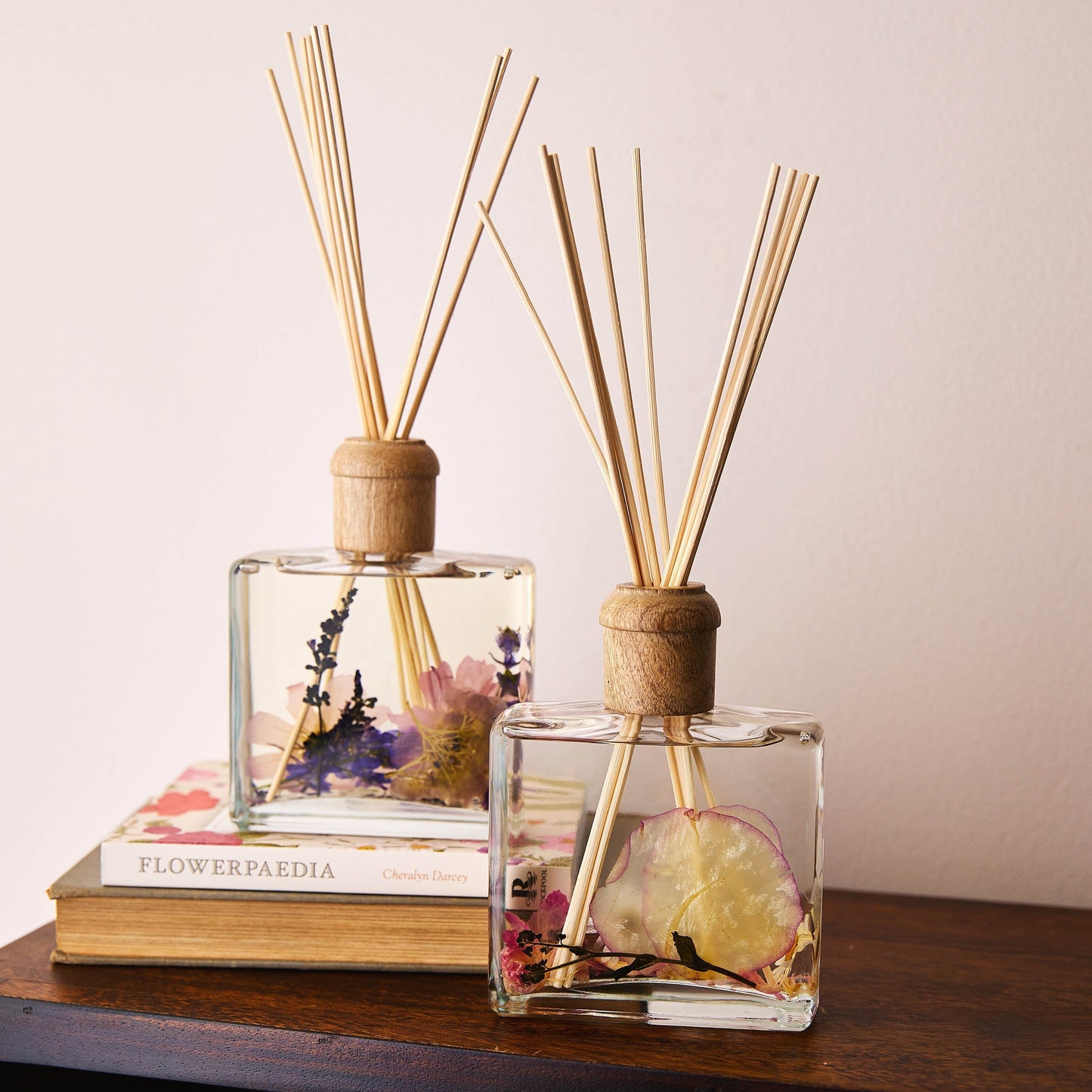 Signature Botanical Reed Diffuser - Roman Lavender