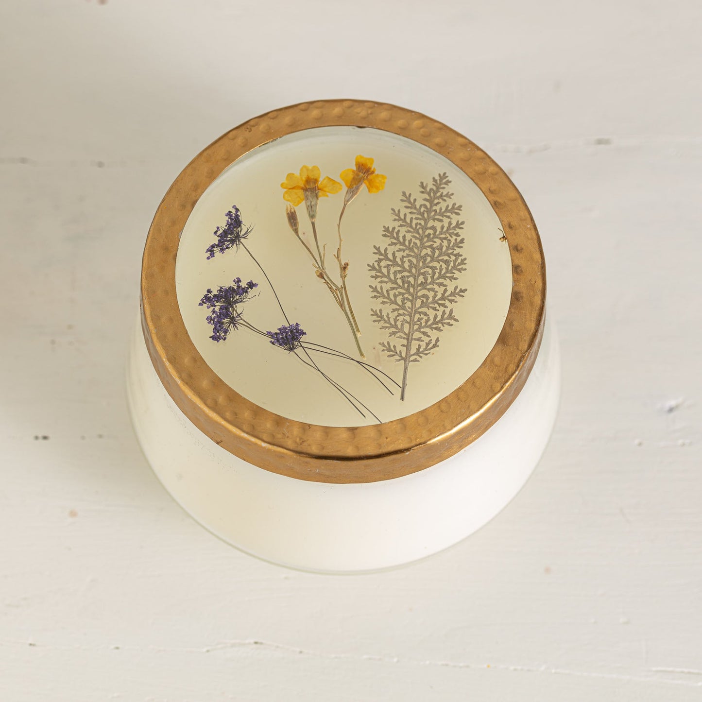 Signature Pressed Floral Candle - Roman Lavender