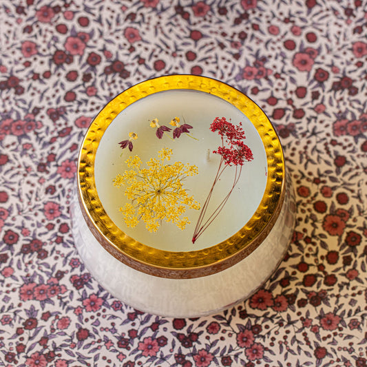 Signature Pressed Floral Candle - Spicy Apple