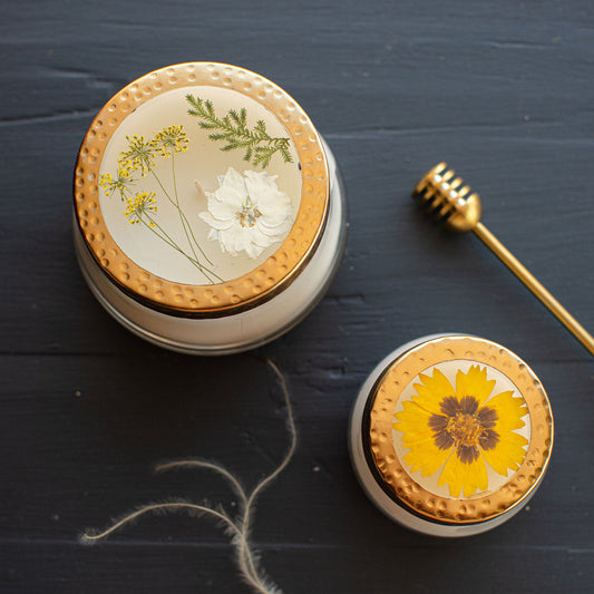 Accent Pressed Floral Candle - Honey Tobacco