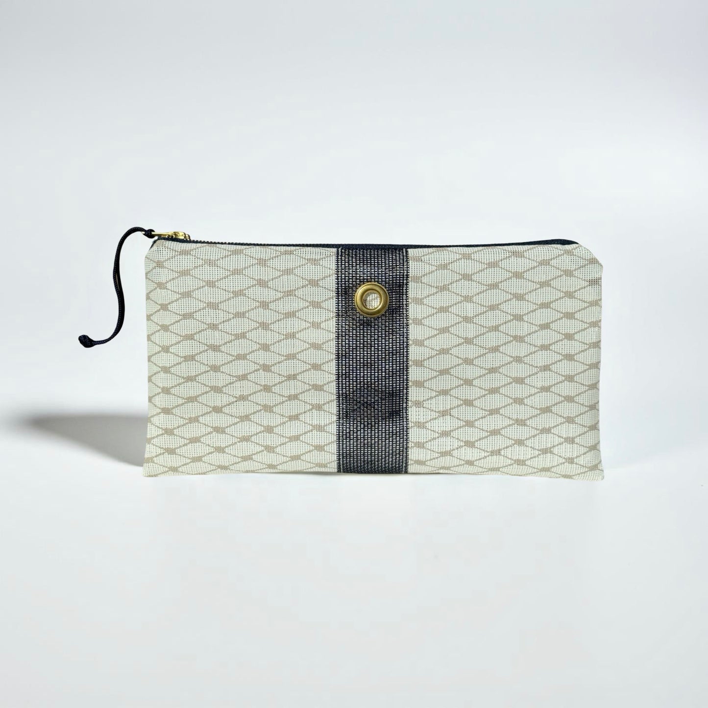 Sand Clutch