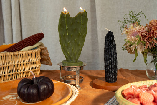 Heart Nopal Cactus Beeswax Candle