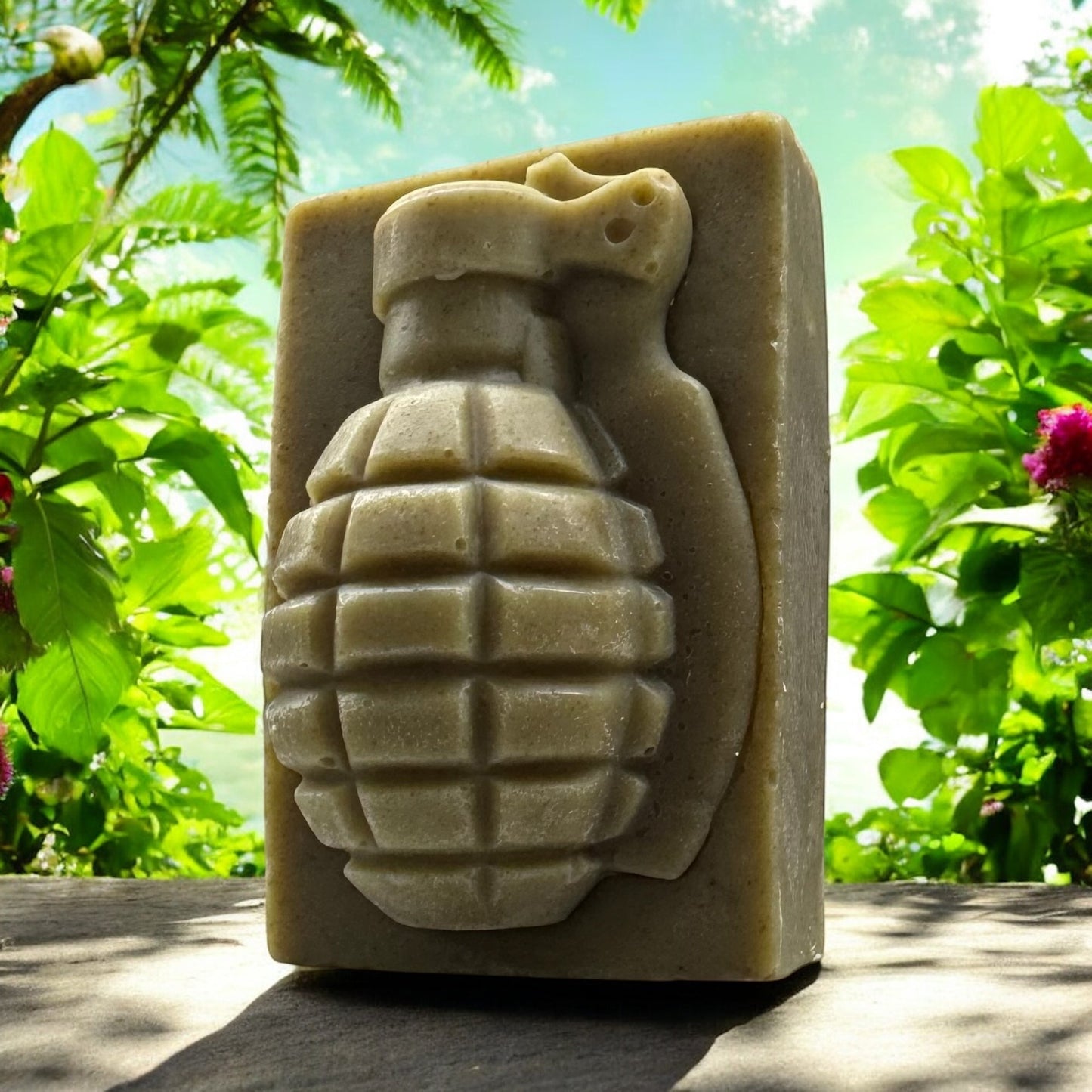 Bushwacker Grenade Soap (Cinnamon, Clove, Citrus, Juniper)