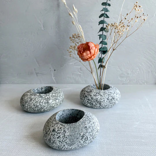 Beach Stone Ikebana Vase