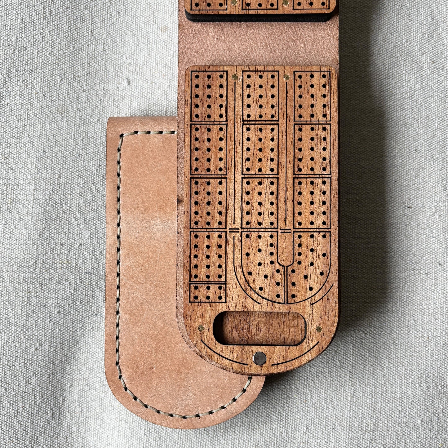 Large Travel Cribbage Board - Mahogany Wood