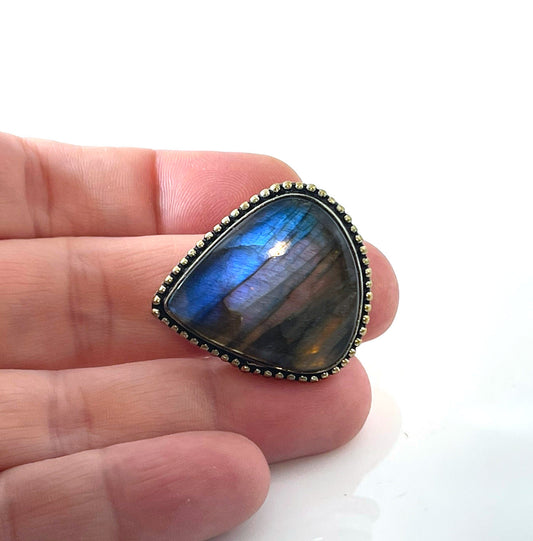 One of a Kind Labradorite Statement Ring โ Sterling Silver, Size 9