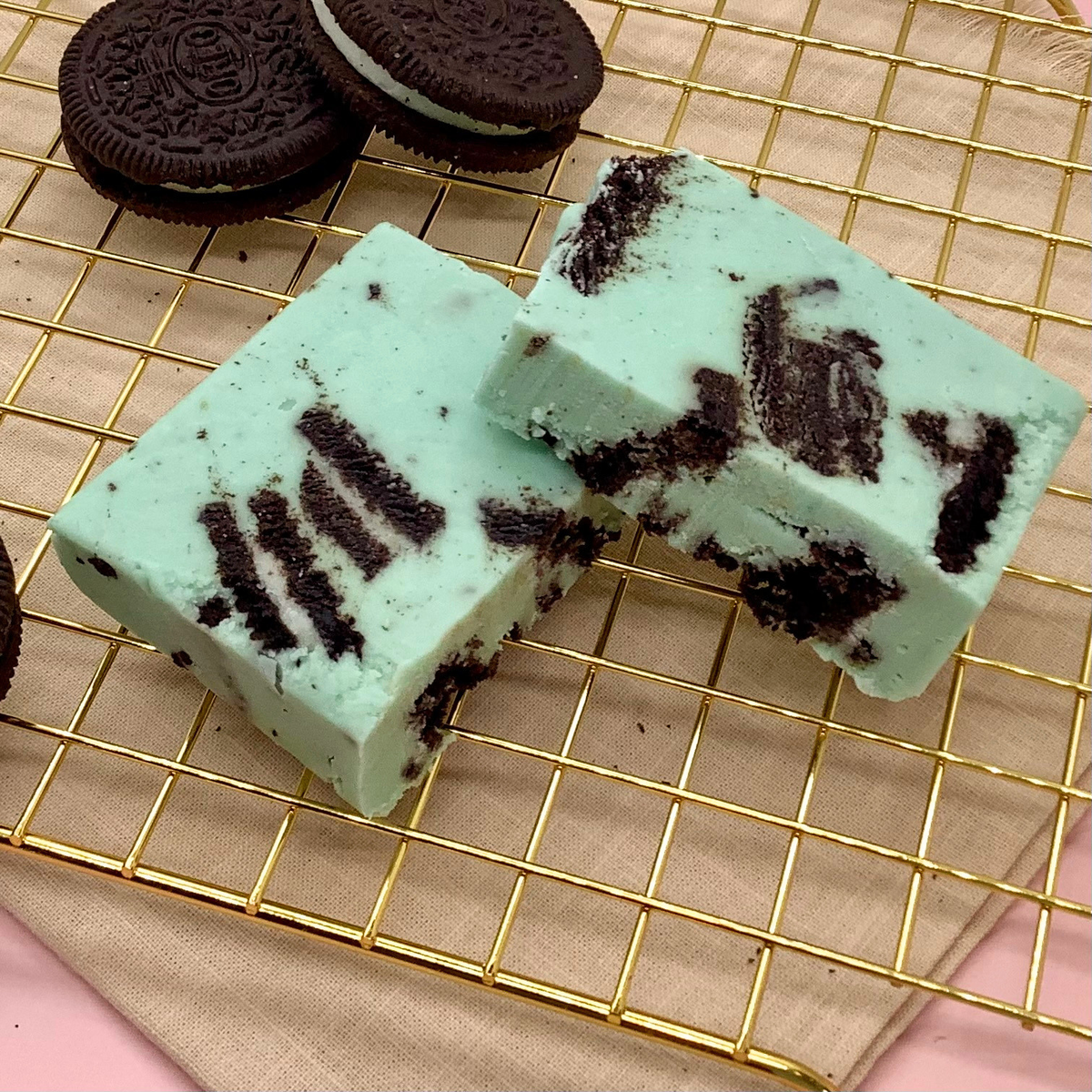 Mint Cookie Fudge