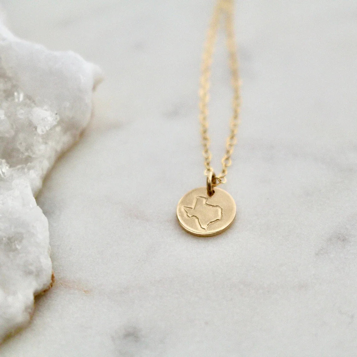 Dainty State Necklace – Personalized Gold or Silver State Pendant Jewelry
