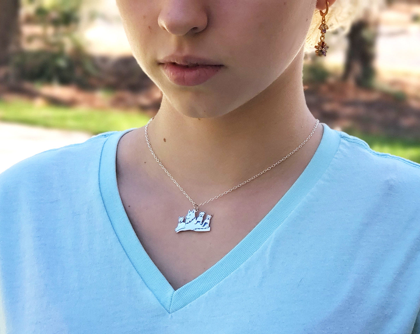 Mama Wolf Necklace – Sterling Silver Wolf Pack Charm for Strong Moms