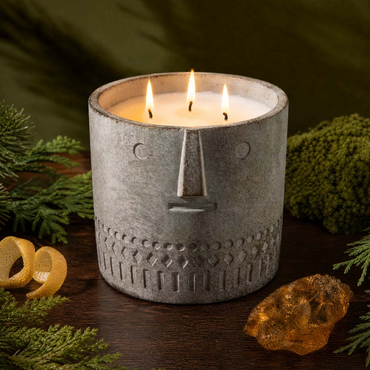 Bear Hug Stone Face Candle 27oz