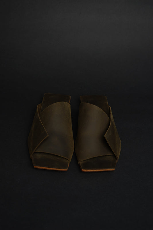 Amos Handcrafted Olive Leather Slides