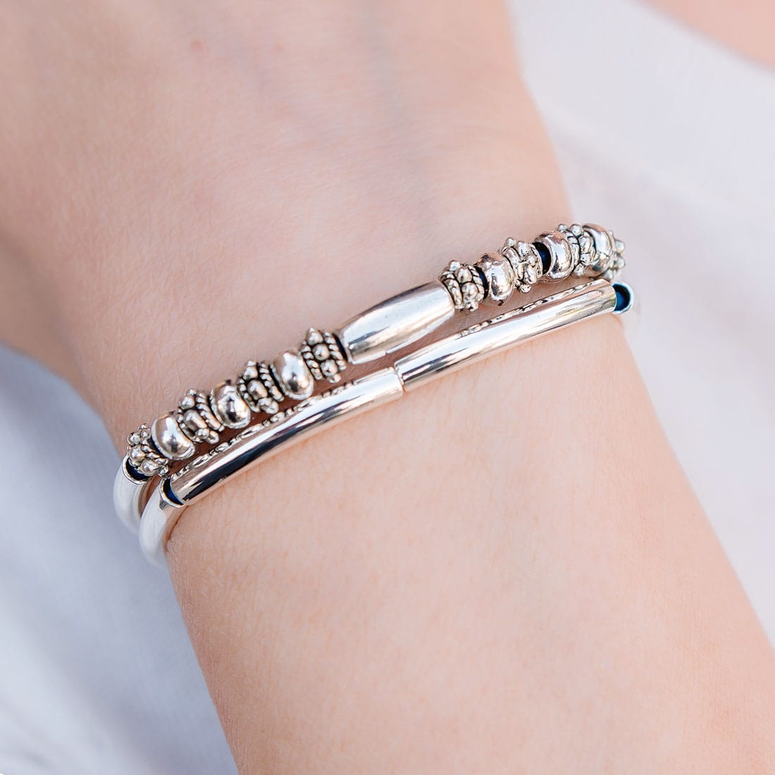 Bijou Silver Adjustable Bracelet in Black Leather for Women