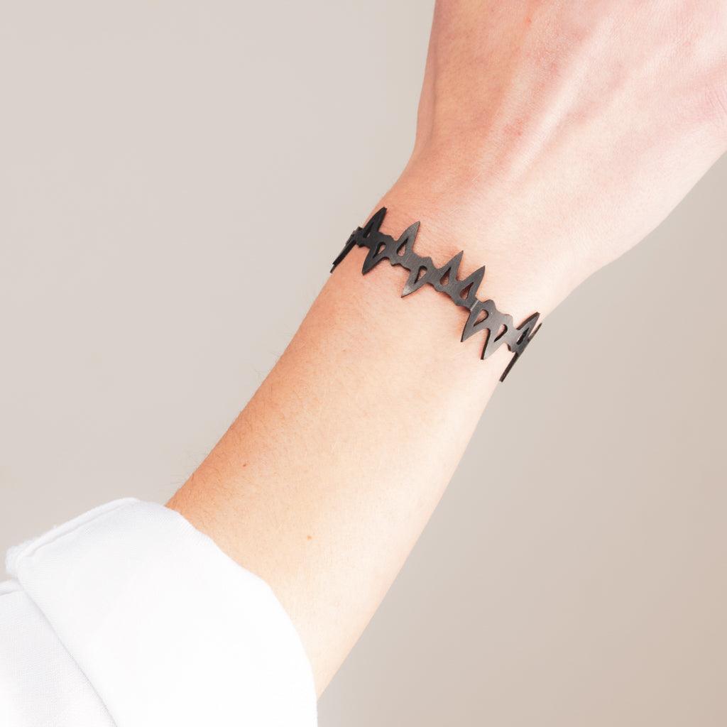 Fang Bracelet