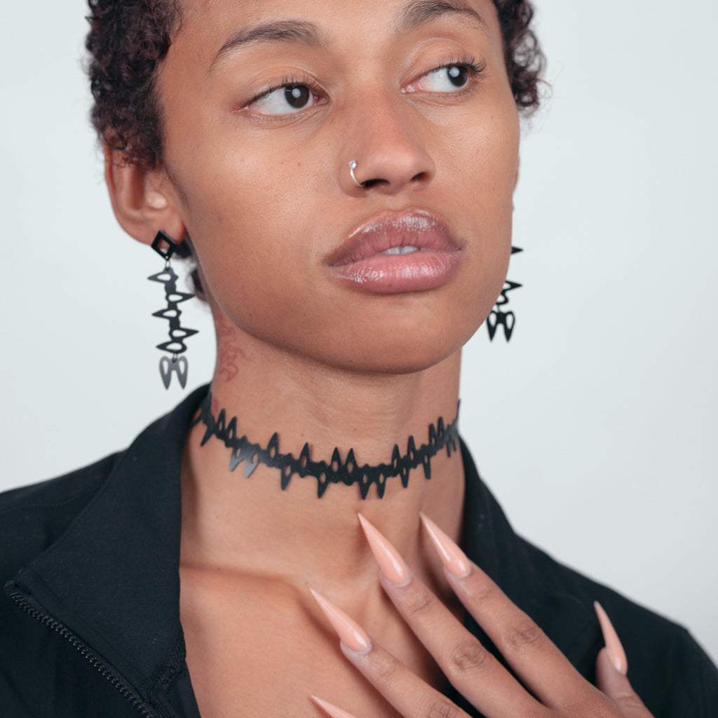 Fang Choker
