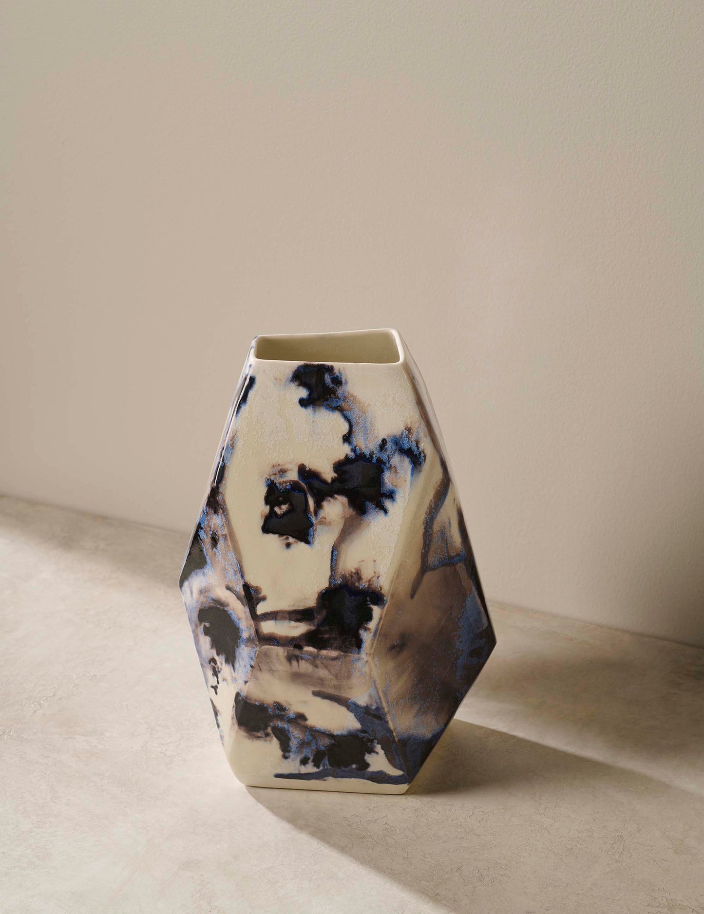 Formation Vase