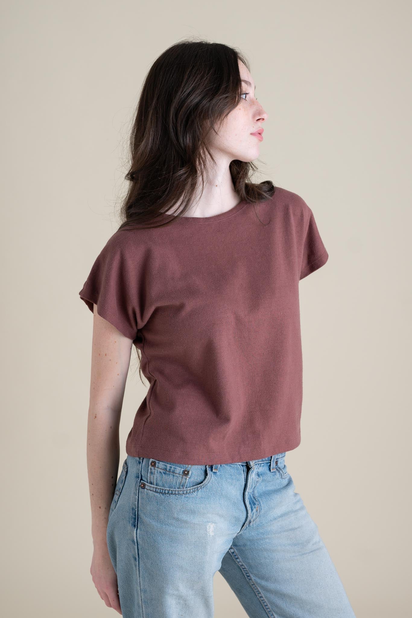 Saturday Tee (Updated) in Russet