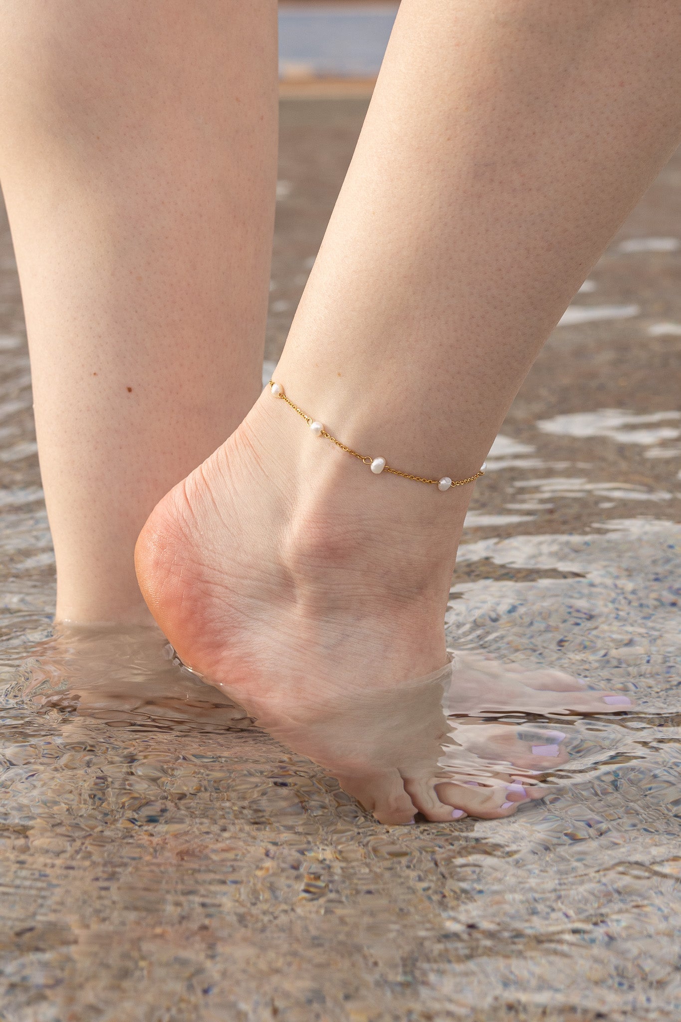 Evelynn Anklet in Freshwater Pearl
