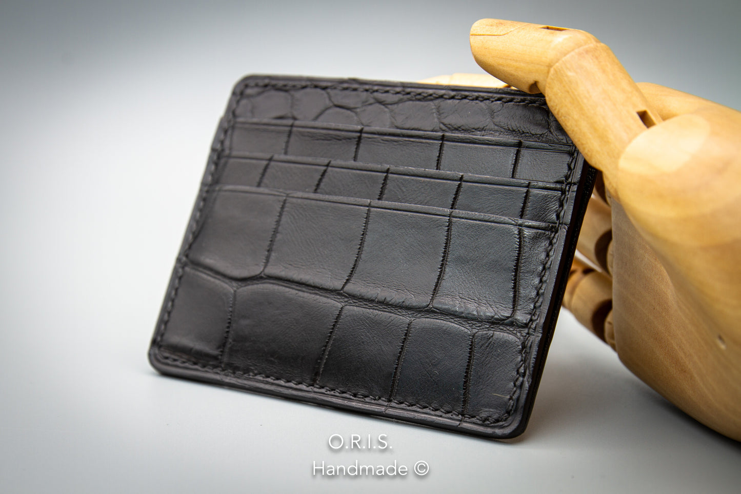 Compact Alligator Card Holder - Black Matte Finish