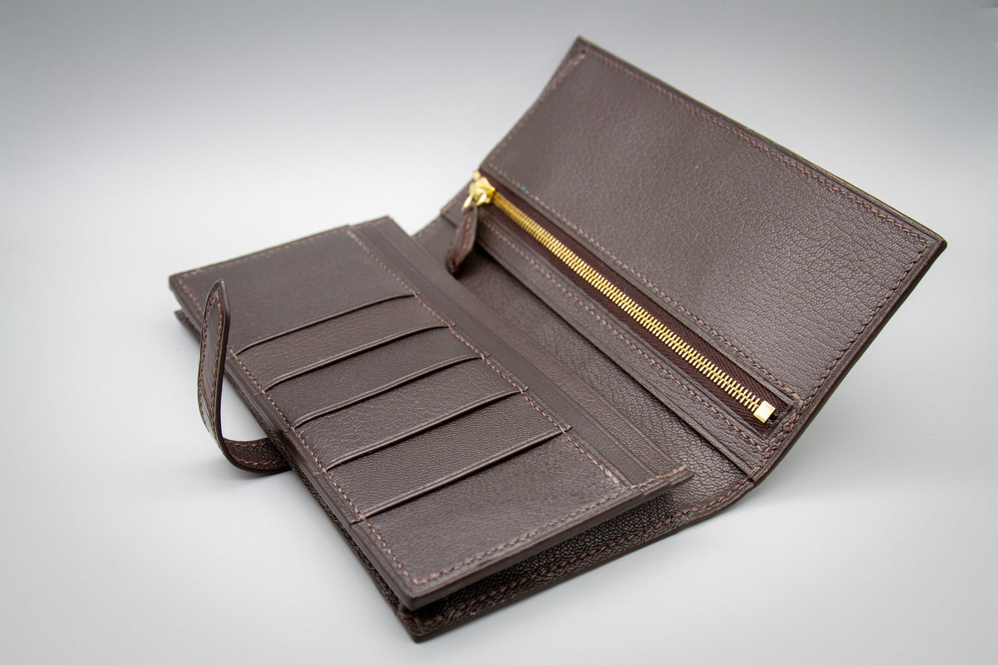 Womens Clutch Wallet in Brown Genuine Alligator Leather