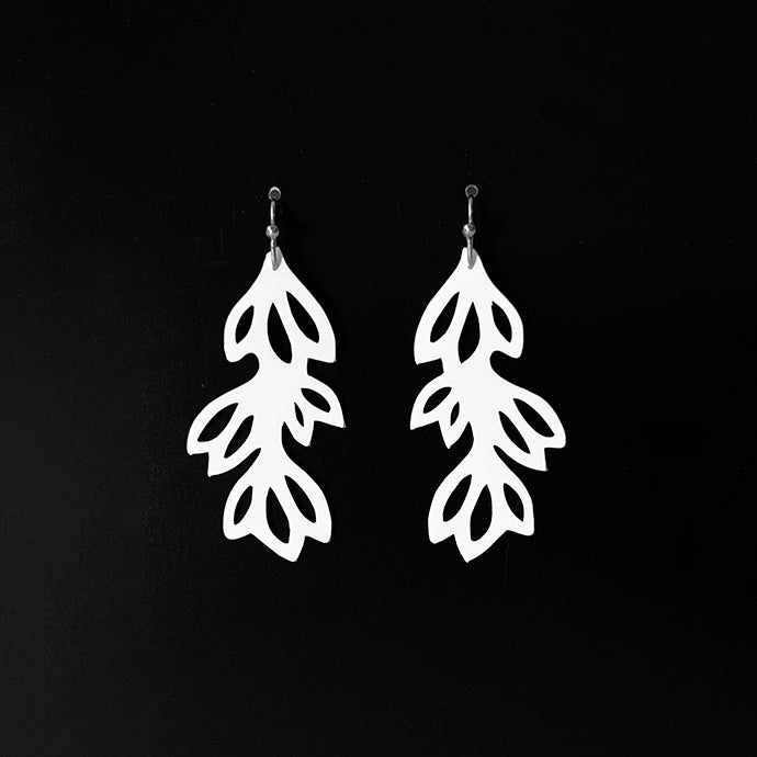 Isla Floral Earrings