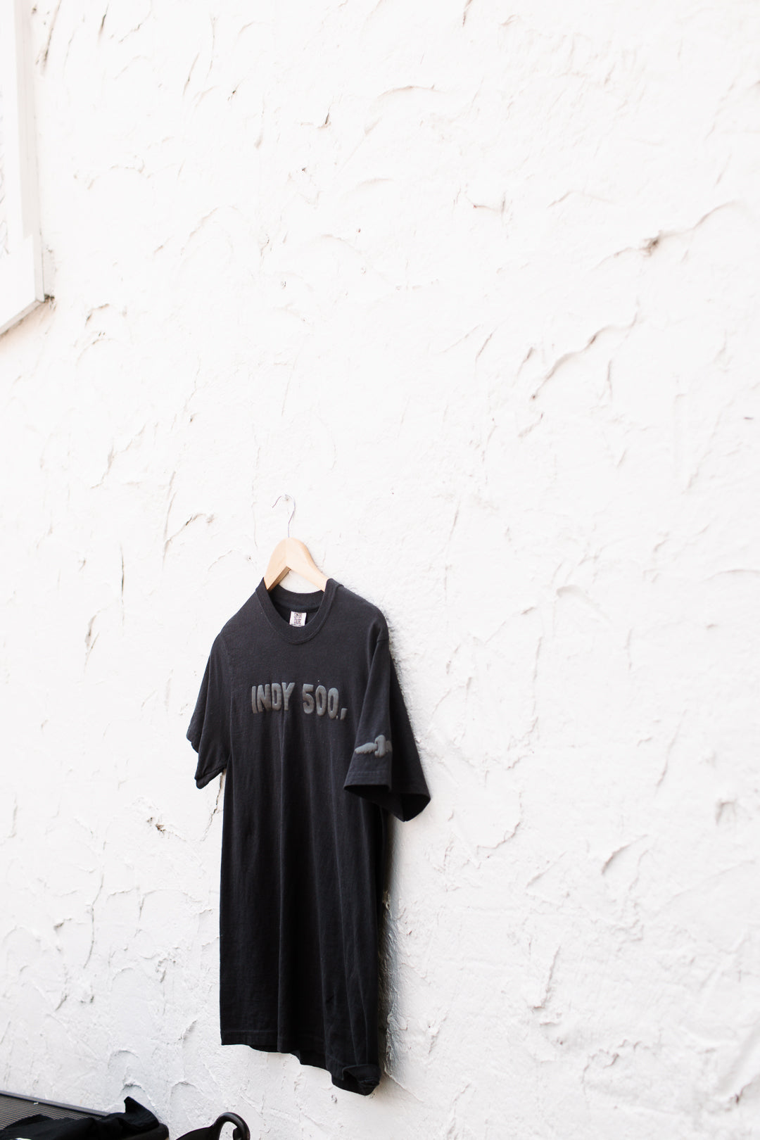 Indy 500 Puff Ink Tee – Black