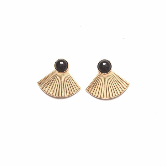 Pleat Jackets with Onyx Stud Earrings