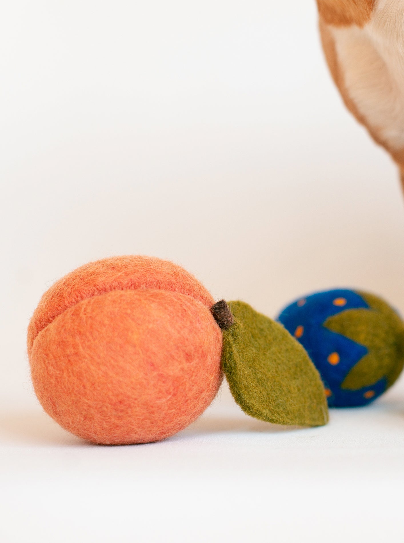 PEACH WOOL DOG & CAT TOY