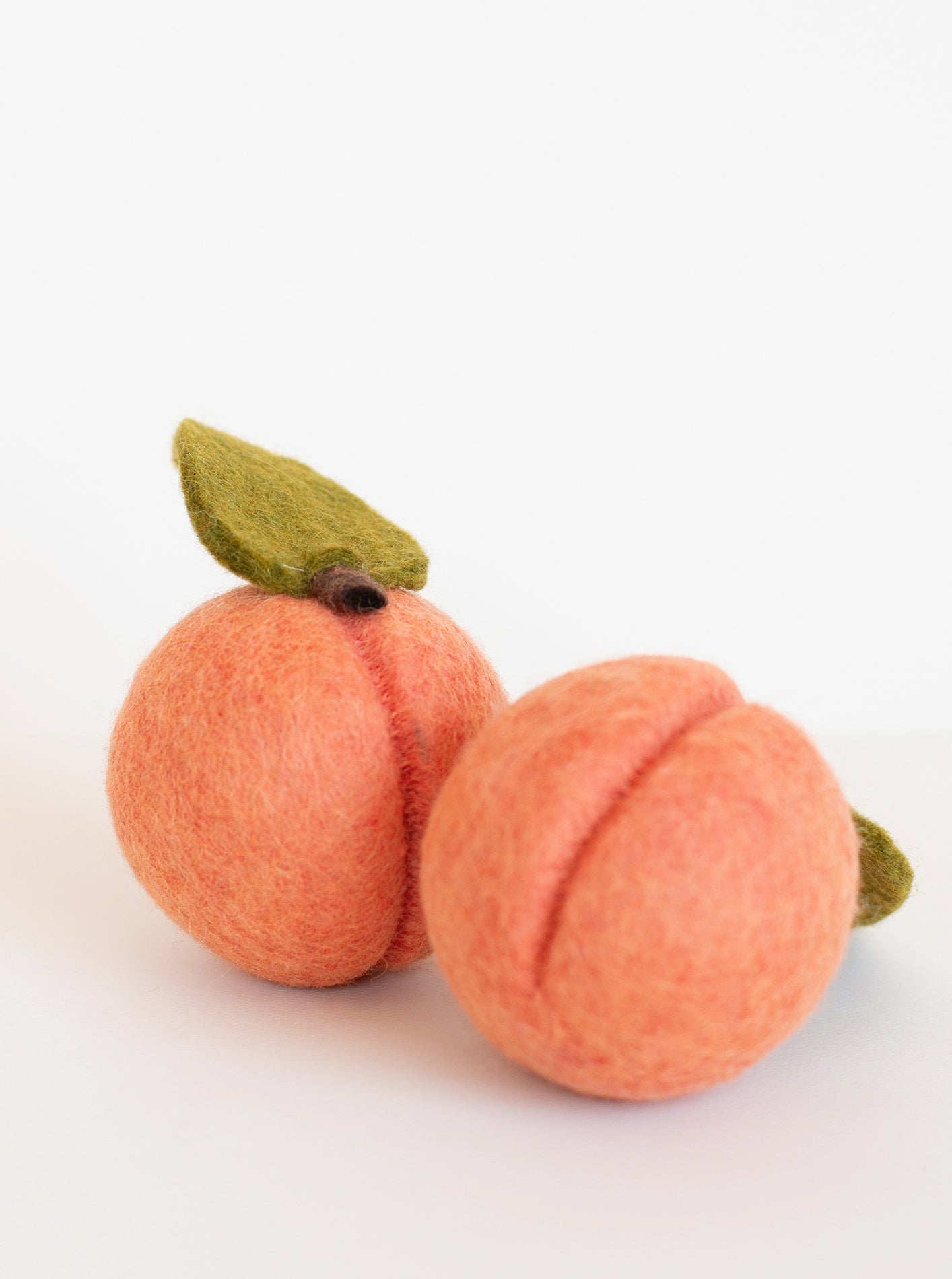 PEACH WOOL DOG & CAT TOY