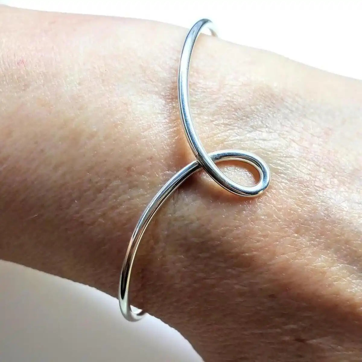 Handmade Wire Sculpted Silver Teardrop Bangle