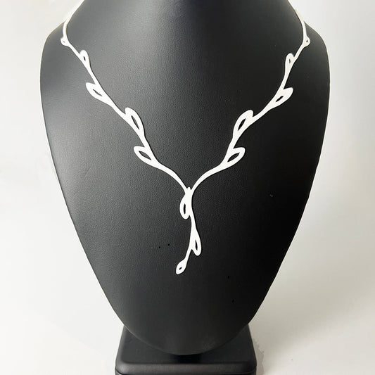 Sweet Ivy V Lariat Necklace