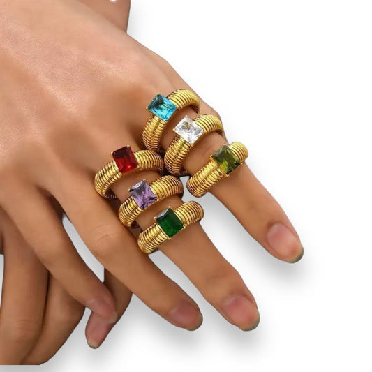 Zoe Snake Gold Ring