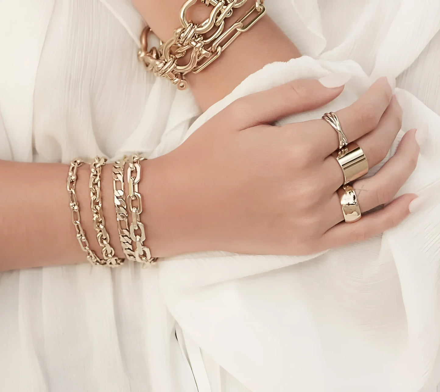 Two Toned Triple Domed Roll Ring