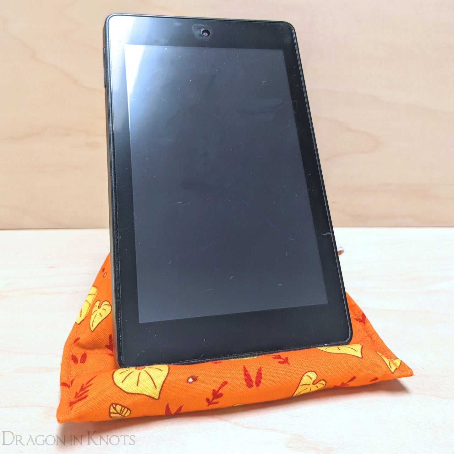 Fox Spirit Smartphone Stand