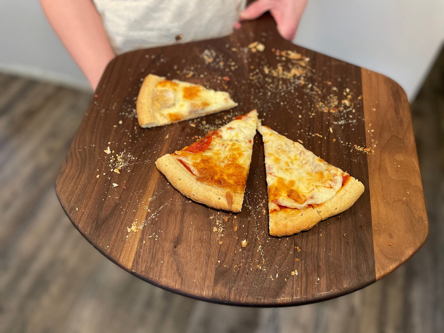 Personalized Pizza Peel, Large 22" x 16" Walnut American Hardwood, Personalized Pizza Board, Pizza Paddle, Pizza Shovel, Wood Pizza Peel