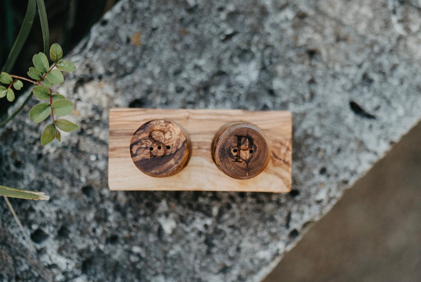 Olive Wood Salt And Pepper Shakers w/ Holder