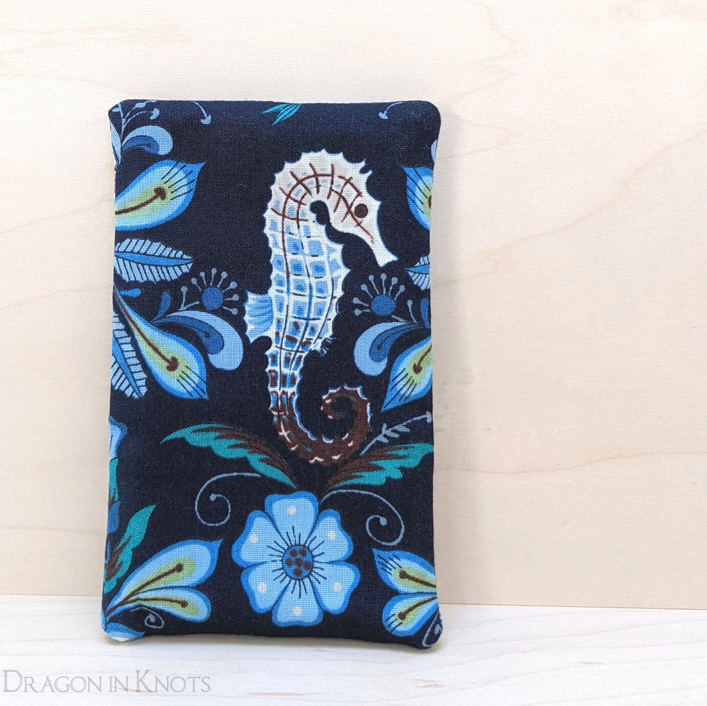 Seahorse To-Go Tissue Holder