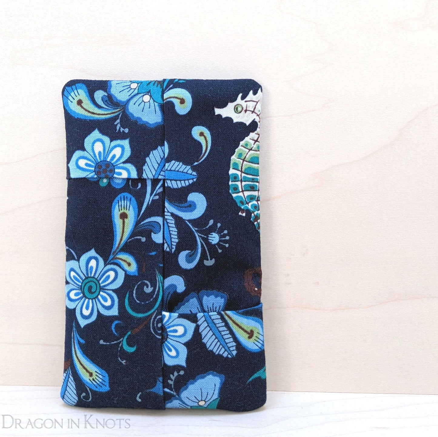 Seahorse To-Go Tissue Holder