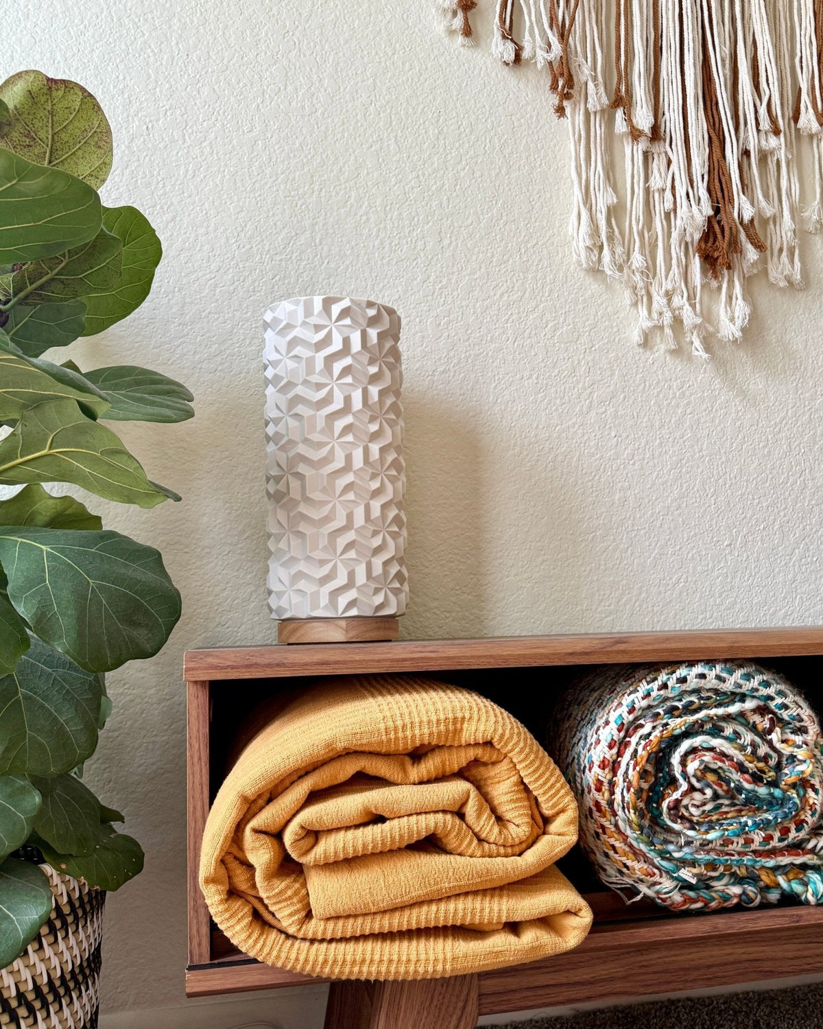 Triweave Lamp